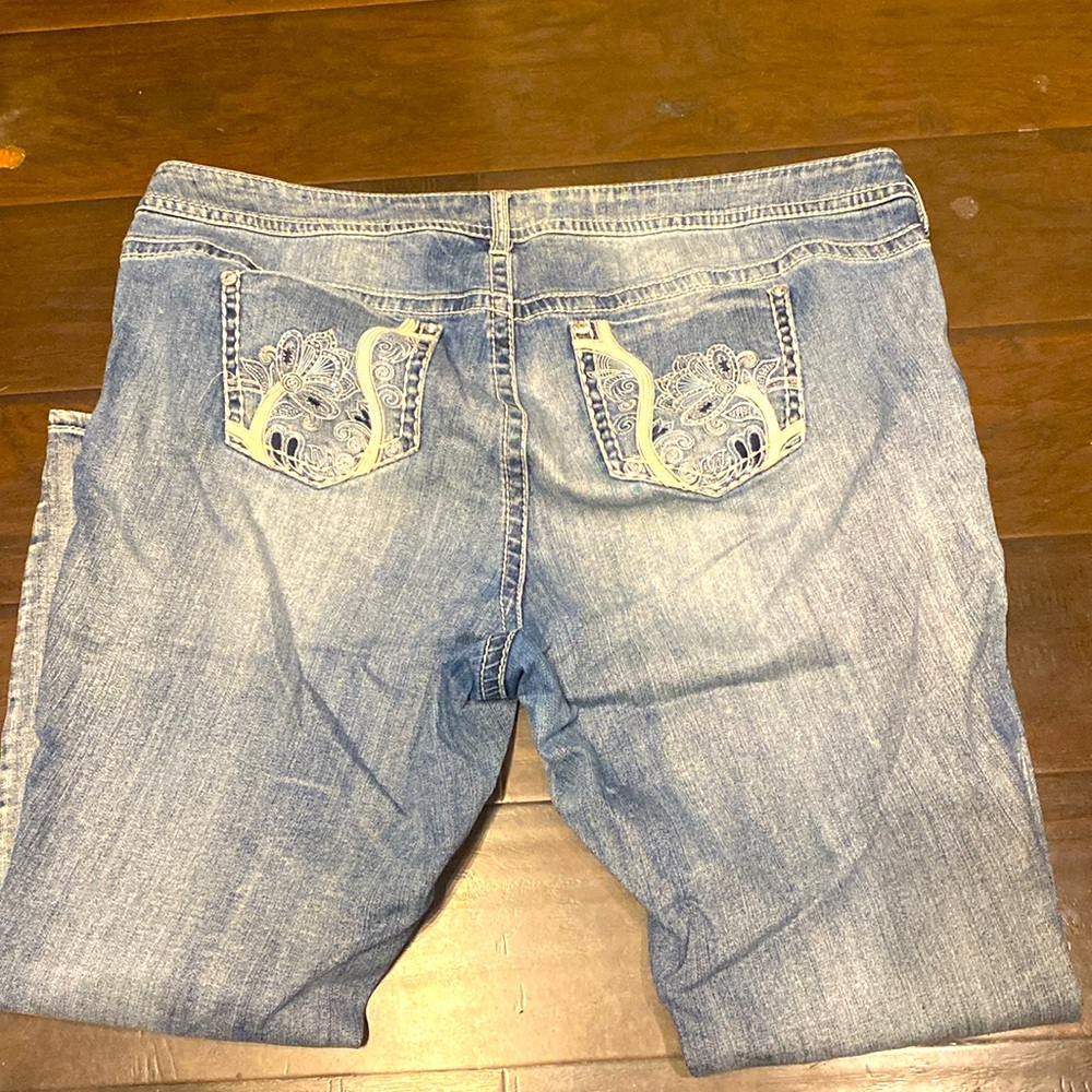 Plus Size Blue Torrid Premium Skinny Jeans sz 24 Embroidered Embellished